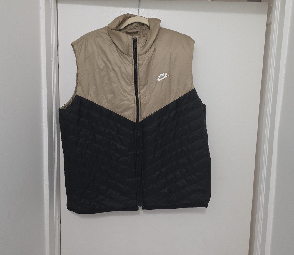 Nike Cream Therma-Fit Jacket